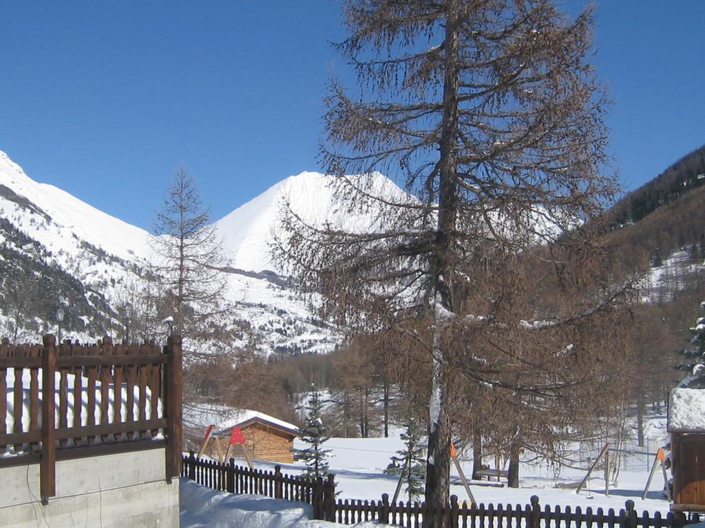 Hotel Villa Plinia Pragelato Exterior photo